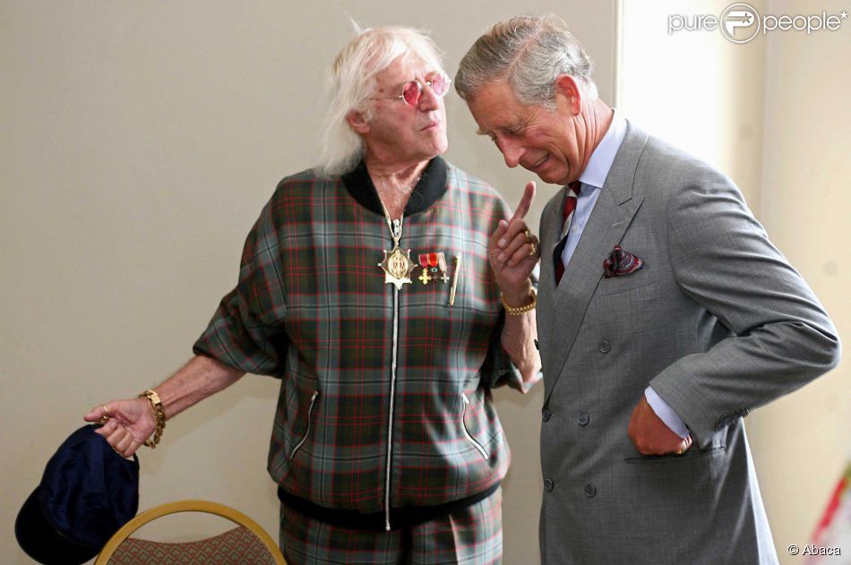 Le prince Charles et Jimmy Saville en visite à Scarborough, le 14 septembre 2007.