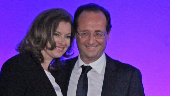 François Hollande, 'tendre' avec Valérie Trierweiler : Ils renouent le contact...