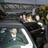 Nicolas Sarkozy, Carla Bruni-Sarkozy et leur fille Giulia débarquent à l'aéroport LAX de Los Angeles le 25 avril 2014 où la chanteuse se produira sur scène au Luckman Fine Arts Complex de LA le 26 avril