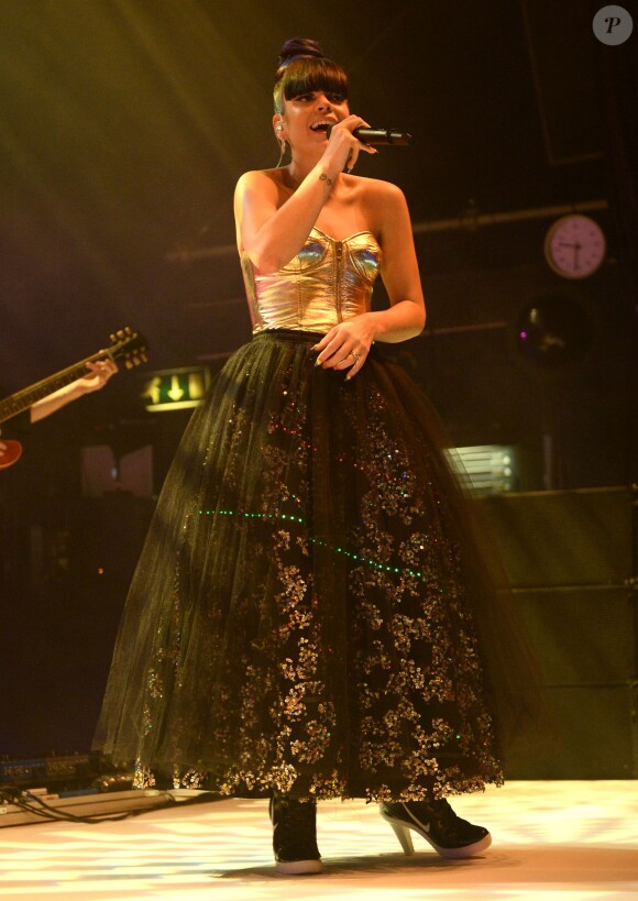Lily Allen en concert au Shepherd's Bush Empire de Londres, le 28 avril 2014.