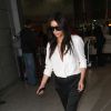 Kim Kardashian arrive à l'aéroport de Roissy-Charles-de-Gaulle, près de Paris. Le 30 avril 2014.