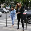 Kim Kardashian et Serena Williams arrivent au restaurant L'Avenue, à Paris. Le 30 avril 2014.