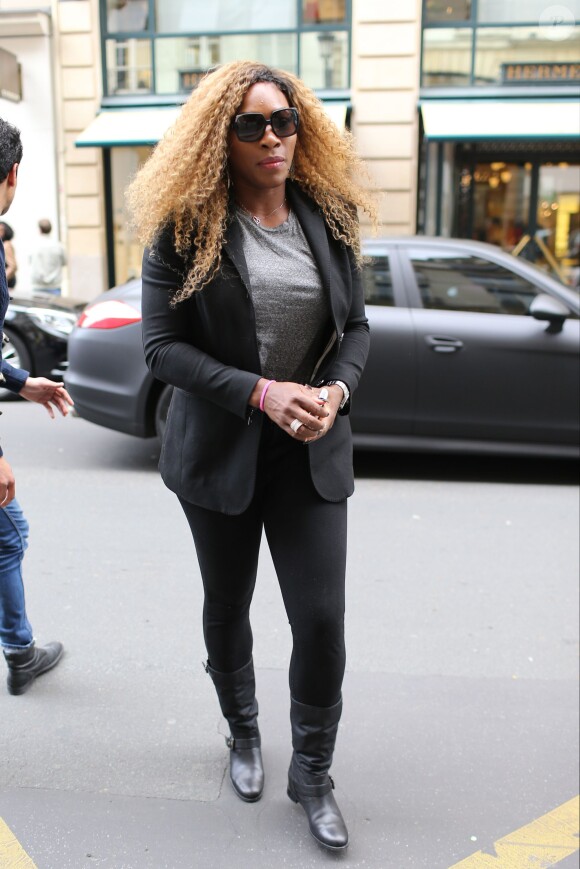 Serena Williams accompagne dans une boutique Lanvin. Paris, le 30 avril 2014.