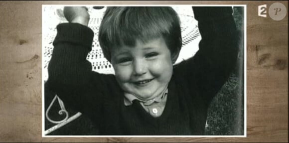 Lambert Wilson : une photo de lui enfant, "bouboule", comme il se décrit dans La Parenthèse inattendue, le mercredi 30 avril 2014, sur France 2