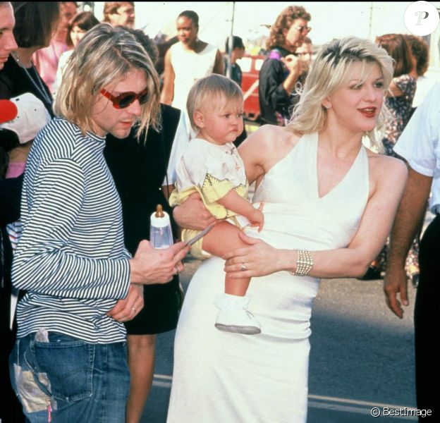 Mort De Kurt Cobain Courtney Love Impliquee Son Pere Balance Purepeople