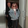 Frances Bean Cobain quitte l'aéroport de Los Angeles, le 12 octobre 2012.