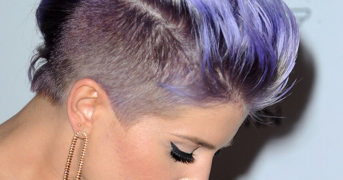 Kelly Osbourne toujours plus extrême : Elle s'est rasé la tête !