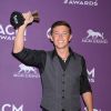 Scotty McCreery lors des 47e Annual Academy Of Country Music Awards au MGM Grand Garden Arena de Las Vegas, le 1er avril 2012.