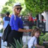 Christina Aguilera (enceinte) va déjeuner avec son fiancé Matt Rutler et son fils Max, à l'occasion de la Fête des mères à Los Angeles, le 11 mai 2014.