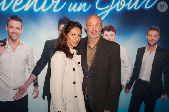 Frank Leboeuf et sa compagne Chrislaure Nollet (ex-femme de Fabrice Santoro) - Première du spectacle "Revenir un Jour" au Palais des Glaces à Paris, le 13 mai 2014.