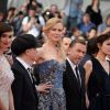 Producer Pierre-Ange Le Pogam, Jeanne Balibar, Tim Roth, Olivier Dahan, Nicole Kidman, Paz Vega lors de la montée des marches du film Grace de Monaco pour l'ouverture du 67e Festival du film de Cannes, le 14 mai 2014.