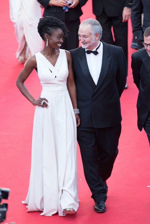 Aïssa Maïga et Jacques Attali - Montée des marches du film "Mr. Turner" lors du 67 ème Festival du film de Cannes le 15 mai 2014