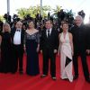 Georgina Lowe, Mike Leigh, Marion Bailey, Timothy Spall, Dorothy Atkinson et Dick Pope - Montée des marches du film "Mr. Turner" lors du 67ème Festival du film de Cannes le 15 mai 2014
