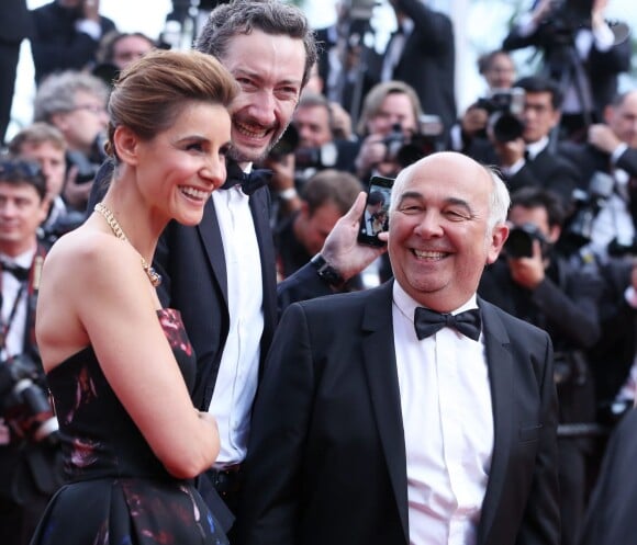 Clotilde Courau, princesse de Savoie, et Gérard Jugnot - Montée des marches du film "Dragon 2" lors du 67e Festival du film de Cannes le 16 mai 2014