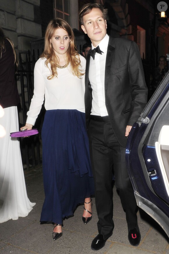 Beatrice d'York et son compagnon Dave Clark étaient le 15 mai 2014 au club privé Annabel's, à Londres, avec Cressida Bonas, ex du prince Harry et amie de Bea.