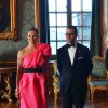 La princesse Victoria de Suède, sublime en robe corail, participait le 16 mai 2014 au palais royal, à Stockholm, au deuxième dîner d'Etat de l'année avec son époux le prince Daniel, le roi Carl XVI Gustaf de Suède, la reine Silvia et le prince Carl Philip.