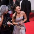  Marion Cotillard et sa m&egrave;re Niseema Theillaud tr&egrave;s complices lors de la mont&eacute;e des marches du film "L'homme qu'on aimait trop" lors du 67e Festival du film de Cannes le 21 mai 2014. 