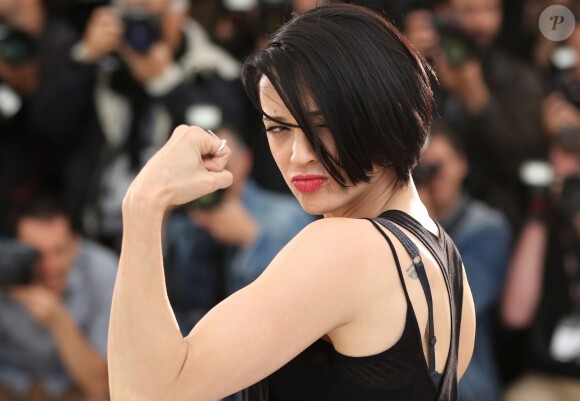 Asia Argento - Photocall du film "L'Incomprise" lors du 67e Festival International du Film de Cannes, le 22 mai 2014.