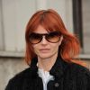 Axelle Red arrive au défilé Véronique Leroy à Paris le 2 mars 2013