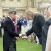 Le prince Philip le 21 mai 2014 dans le parc de Buckingham Palace pour la première garden party royale de l'année.