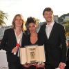 Claire Burger, Marie Amachoukeli et Samuel Theis (Prix Caméra d'Or pour "Party Girl") - Photocall de la remise des prix du 67e Festival du film de Cannes le 24 mai 2014.