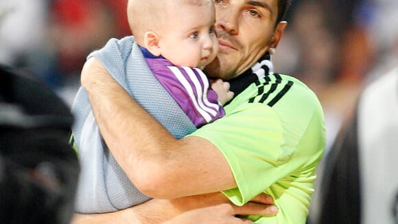 Iker Casillas : Roi d'Europe et papa heureux avec les bébés du Real Madrid