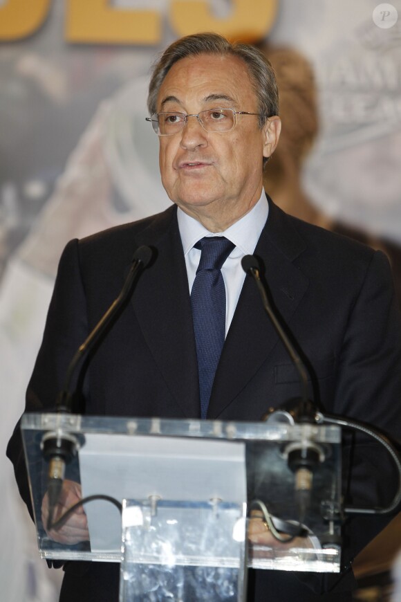 Florentino Perez (président du Real Madrid) - Le maire de Madrid reçoit les joueurs du Real de Madrid à la mairie le 25 mai 2014 après leur victoire en Ligue des champions. 