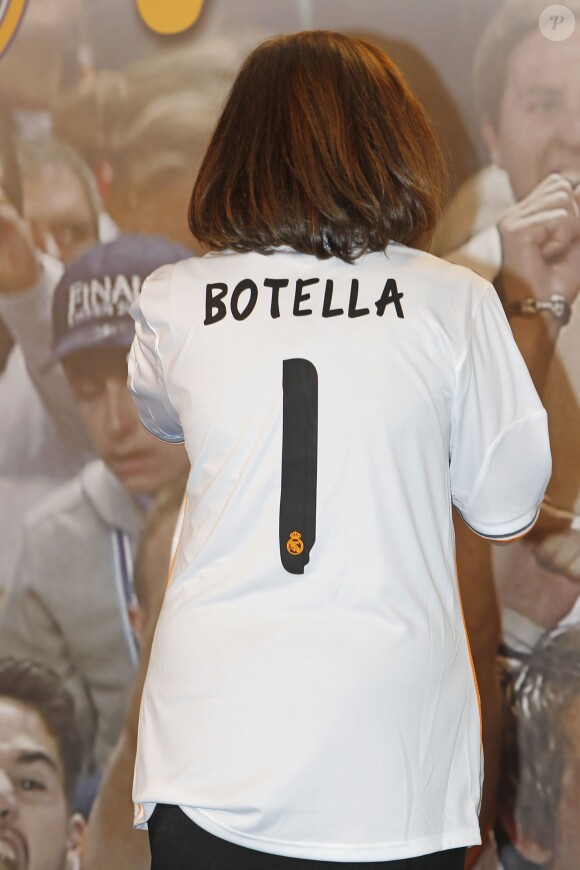 Le maire de Madrid, Ana Botella - Le maire de Madrid reçoit les joueurs du Real de Madrid à la mairie le 25 mai 2014 après leur victoire en Ligue des champions. 