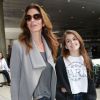 Cindy Crawford et sa fille Kaia Jordan arrivent à l'aéroport de LAX à Los Angeles, en provenance de Paris. Le 24 mai 2014.