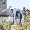 Kim Kardashian et Kaynie West pendant leur mariage le samedi 24 mai, au Forte di Belvedere, à Florence. Ils se sont dit OUI devant un mur de fleurs.