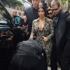 Le clan Kardashian (Kanye West, Kim Kardashian, Kris Jenner et la petite North dans la poussette) quitte son domicile à Paris, le 23 mai 2014 pour se rendre à la fête au château de Wideville (propriété de Valentino).