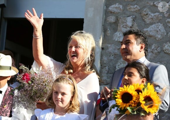 Troisième mariage de Charlotte de Turckheim avec Zaman Hachemi - Mairie d'Eygalières. Le 31 août 2012.