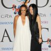 Les créatrices Donna Karan et Vera Wang assistent aux CFDA Fashion Awards 2014 à l'Alice Tully Hall, au Lincoln Center. New York, le 2 juin 2014.