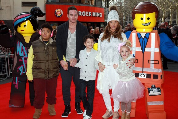 Kieran Hayler, Katie Price et ses trois enfants Harvey, Junior et Princess à Londres, le 9 février 2014.