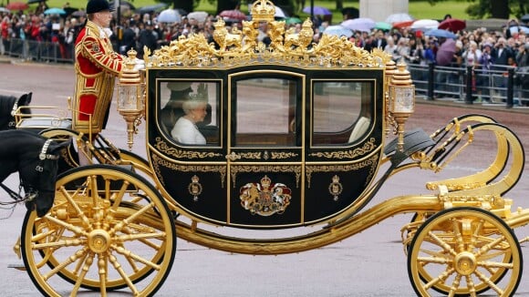 Elizabeth II : Reliques et détails geek, son nouveau carrosse écrit l'histoire