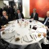 John Kerry, Barack Obama, Thomas Ronkin, Jacques Audibert, Laurent Fabius et Francois Hollande au restaurant Le Chiberta à Paris, le 5 juin 2014.