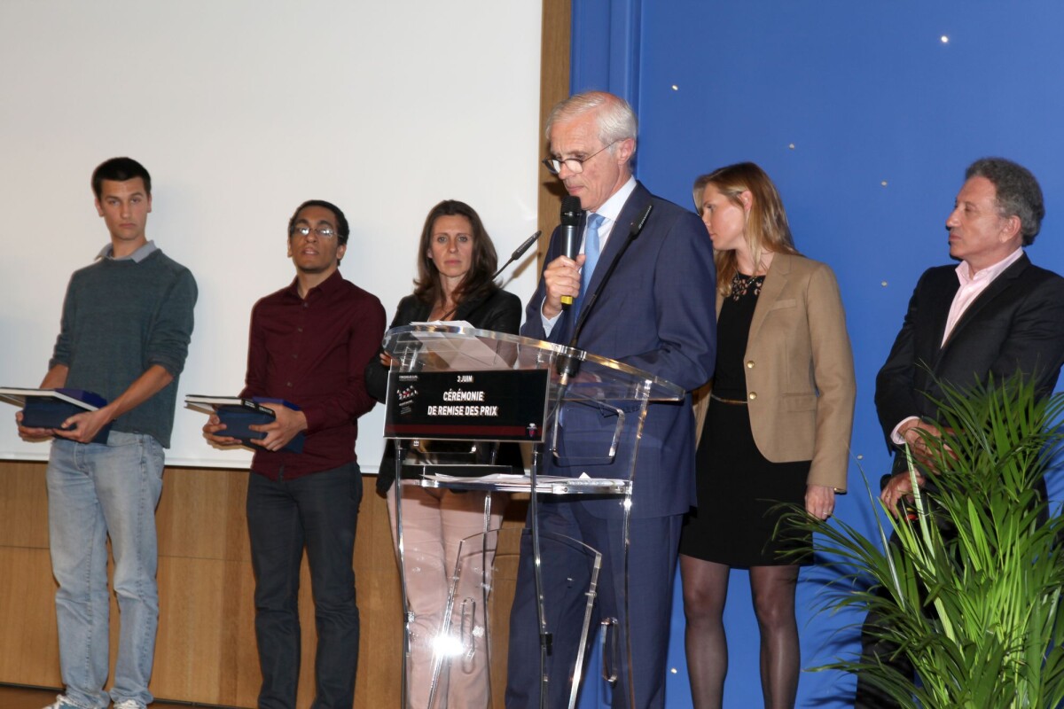 Vidéo Exclusif Les lauréats de l'ESJ pour le prix special du jury