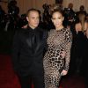 Jennifer Lopez et Casper Smart lors du Met Gala à New York, le 6 mai 2013. 