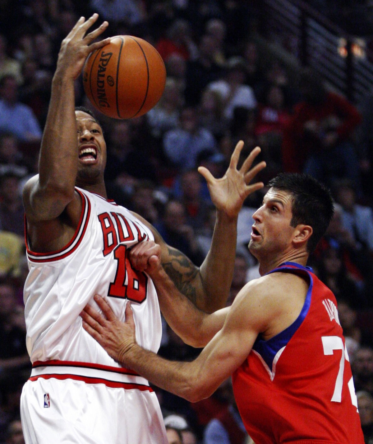 Vidéo James Johnson avec les Chicago Bulls au United Center de