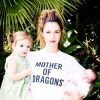 Drew Barrymore a pris la pose avec ses deux filles sur un cliché publié sur Instagram, le 12 juin 2014.