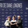Kate Winslet lors du 165e "Prix de Diane Longines" à l'hippodrome de Chantilly le 15 juin 2014.