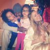 Fan de ses enfants, Mariah Carey n'a pas manqué de partager des clichés très famille à l'occasion de la Fêtes des pères, le 15 juin 2014.