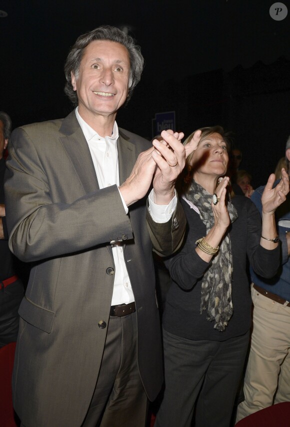 Patrick de Carolis et sa femme Carol-Anne - Chico & The Gypsies en concert à l'Olympia à Paris, le 15 avril 2014.
