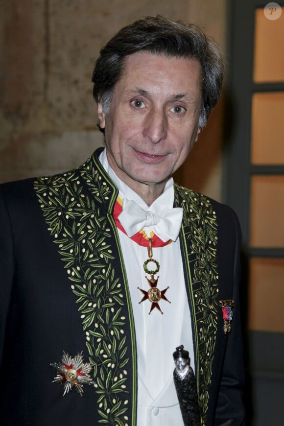 Patrick de Carolis - L'artiste Sén"galais Ousmane Sow devient membre de l'Académie des Beaux Arts à Paris le 11 décembre 2013.