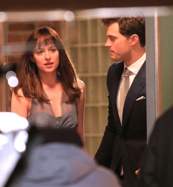 Dakota Johnson, Jamie Dornan sur le tournage de Fifty Shades Of Grey à Vancouver, le 16 janvier 2014.