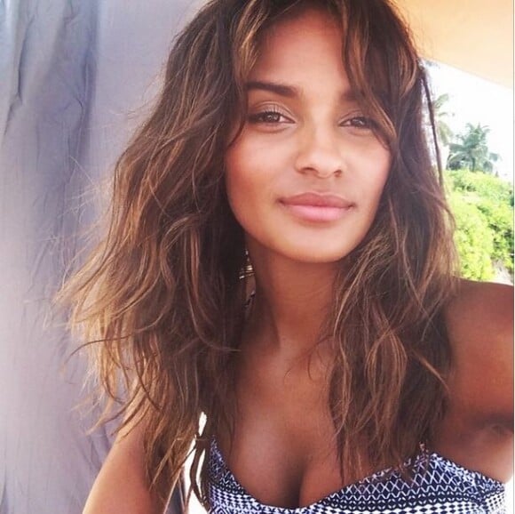 Gracie Carvalho, sexy sous le soleil des Bahamas, où elle shoote pour Victoria's Secret. Photo postée le 15 juin 2014.