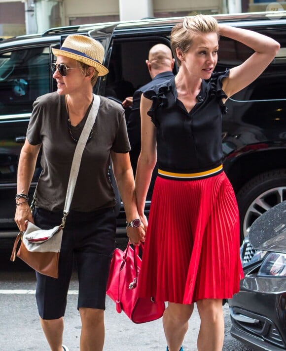 Ellen DeGeneres et sa femme Portia de Rossi font du shopping à New York, le 19 juin 2014.
