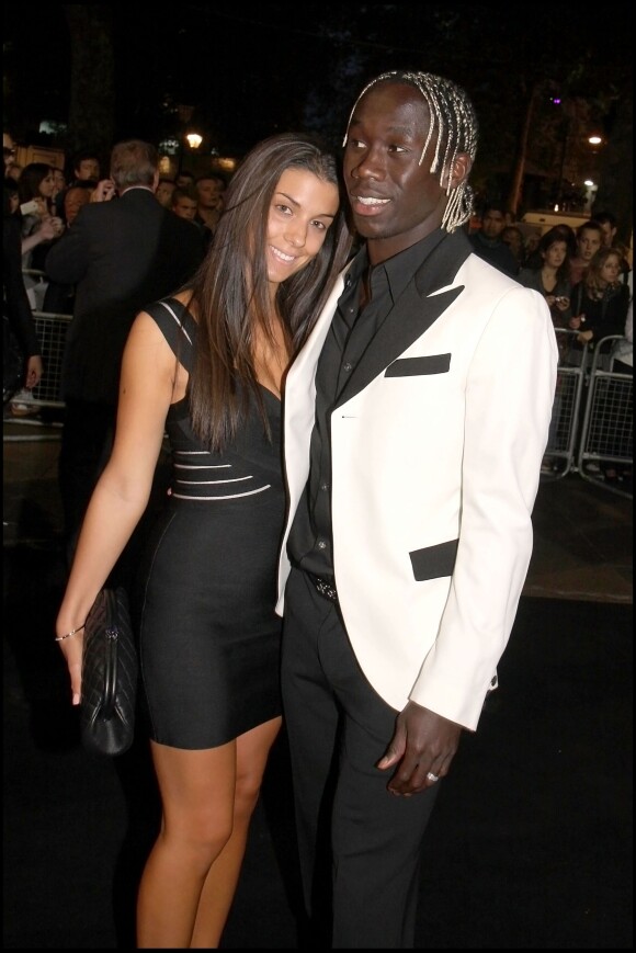 Bacary Sagna et son épouse Ludivine le 22 septembre 2010 lors de la Fashion week londonienne à Londres