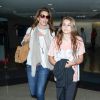 Cindy Crawford et sa fille Kaia Gerber arrivent à l'aéroport de Los Angeles le 21 juin 2014