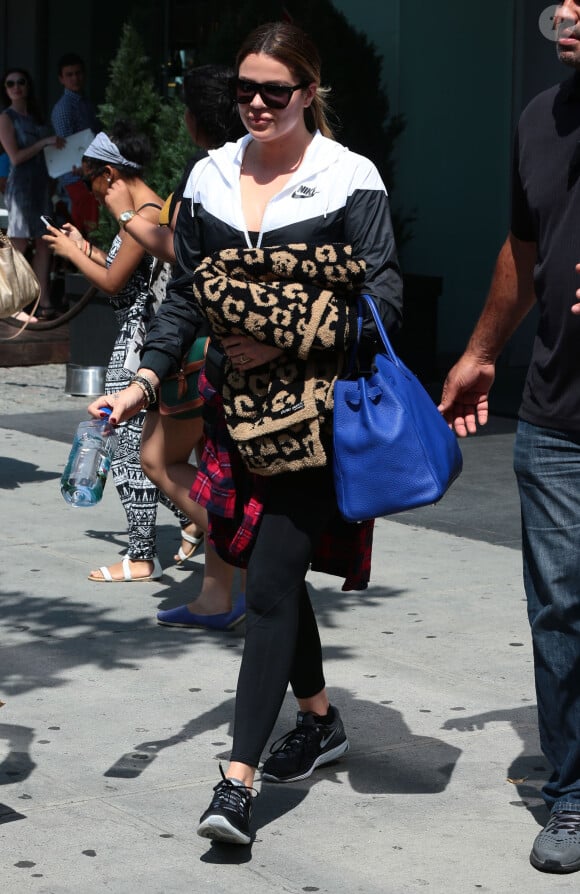 Kim Kardashian, sa fille North West, Khloe Kardashian et son petit ami French Montana à la sortie de leur hôtel à New York, le 28 juin 2014